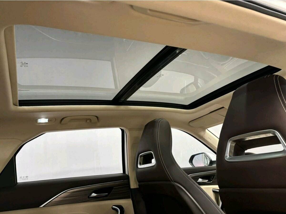 FAW Bestune T77 2023 года с пробегом. Фото: #11