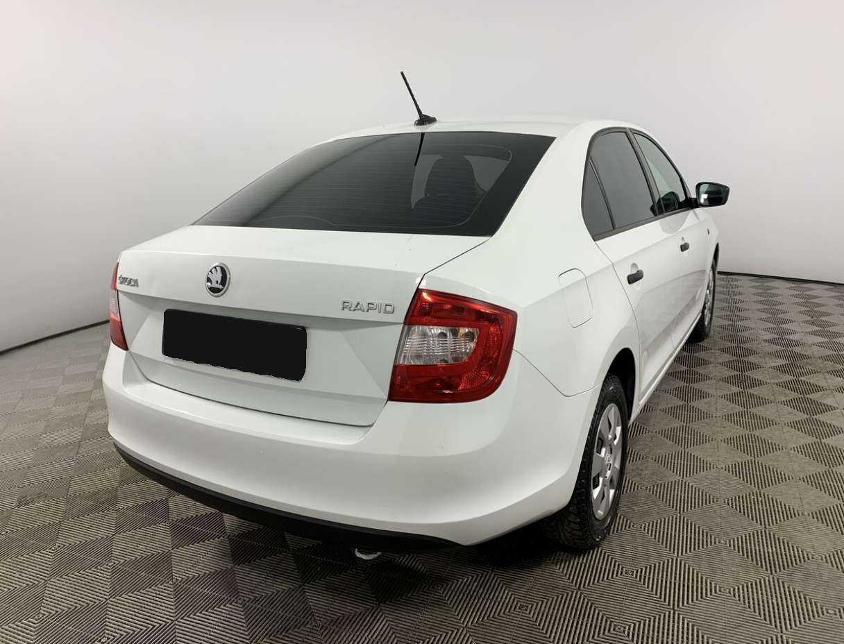 Skoda Rapid 2017 года с пробегом. Фото: #4