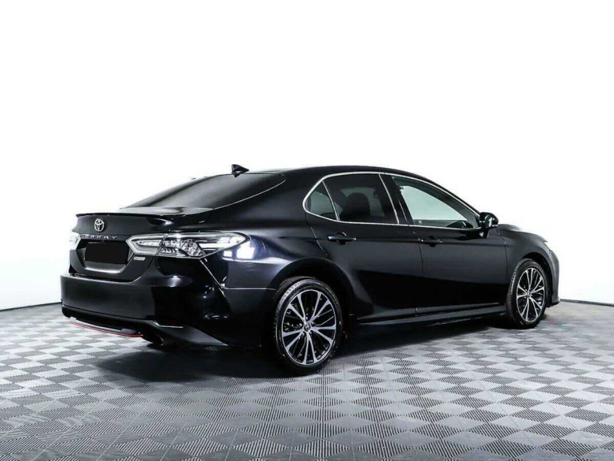 Toyota Camry 2020 года с пробегом. Фото: #4