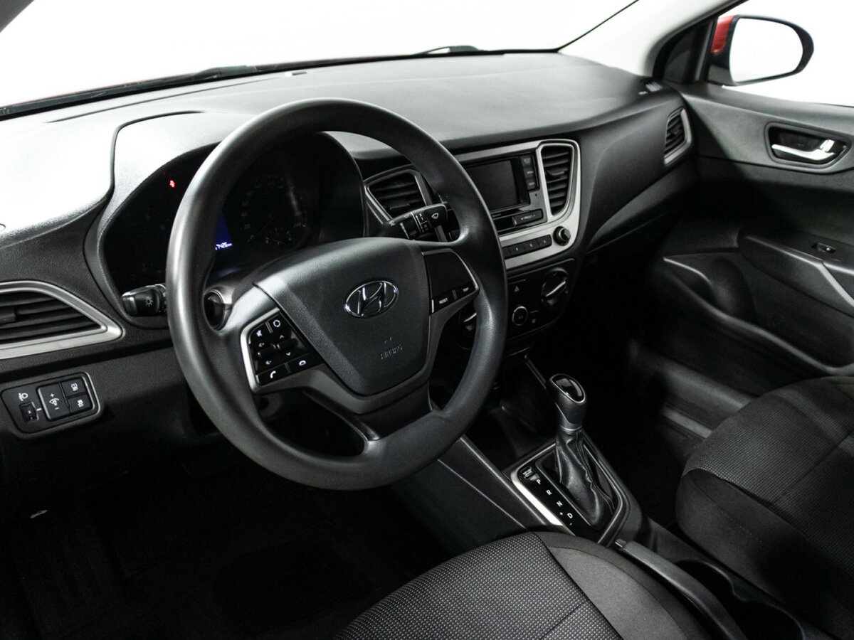 Hyundai Solaris 2021 года с пробегом. Фото: #10