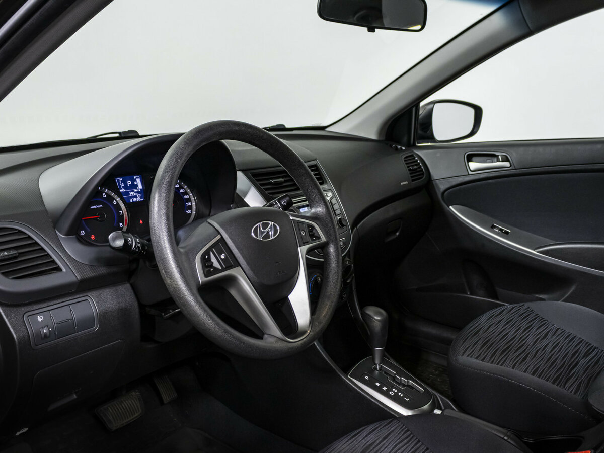 Hyundai Solaris 2015 года с пробегом. Фото: #8