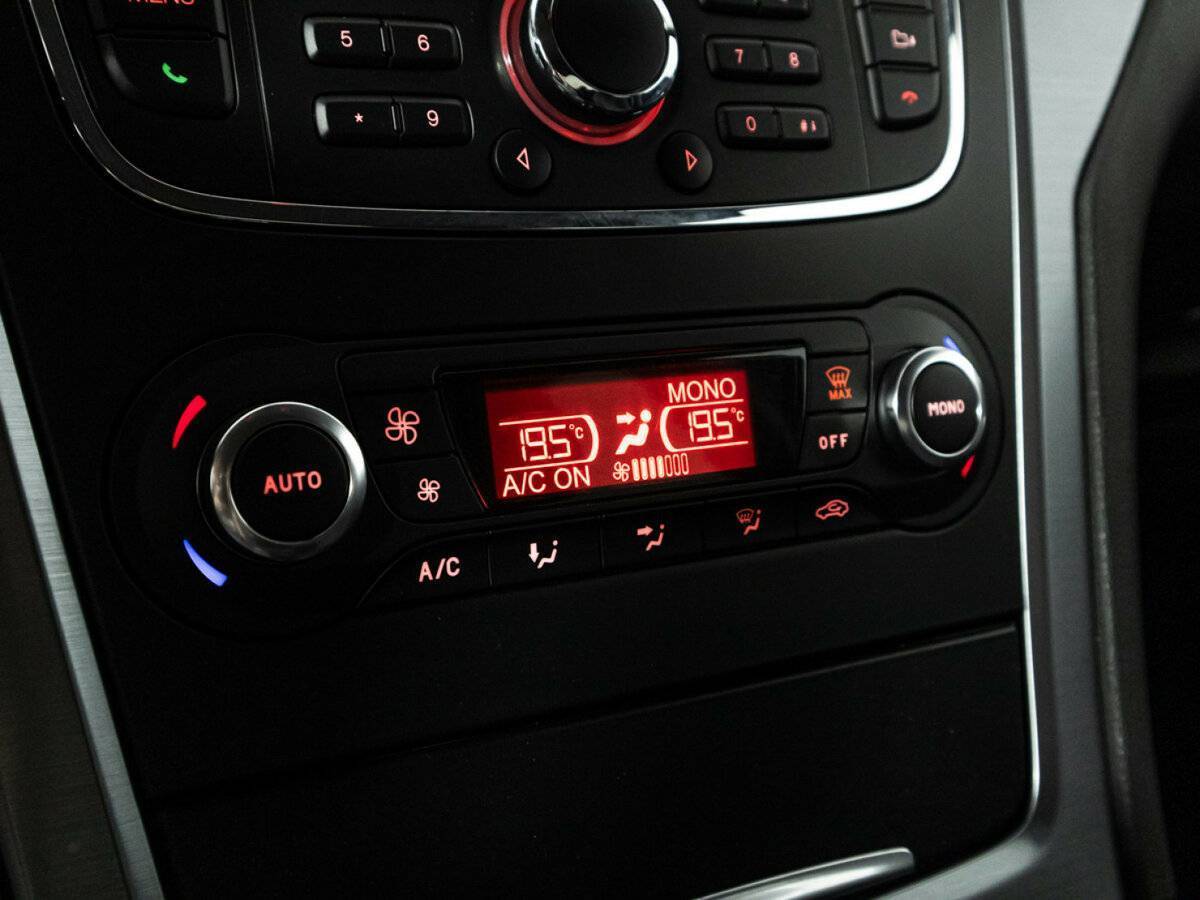 Ford Mondeo 2013 года с пробегом. Фото: #15