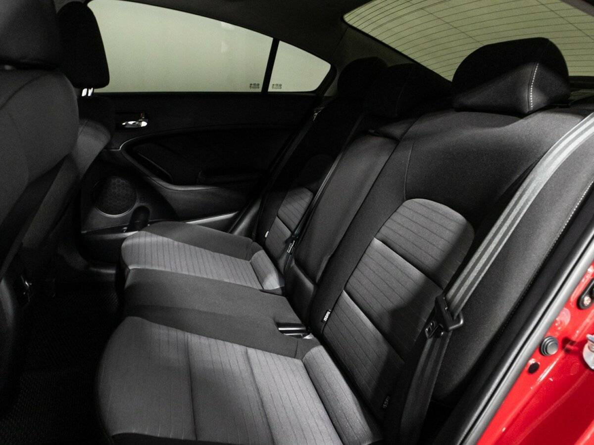 Kia Cerato 2014 года с пробегом. Фото: #9