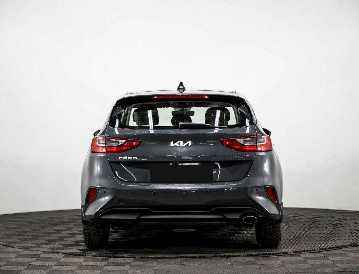 Kia Ceed 2022 года с пробегом. Фото: #4