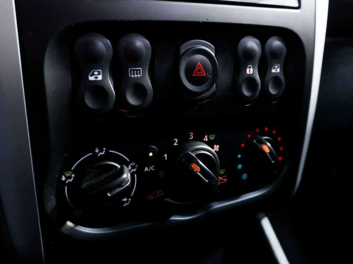 Nissan Almera 2017 года с пробегом. Фото: #12