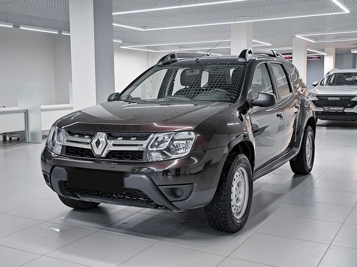 Renault Duster 2019 года с пробегом. Посмотреть фото
