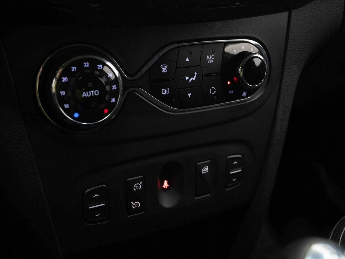 Renault Sandero 2016 года с пробегом. Фото: #20