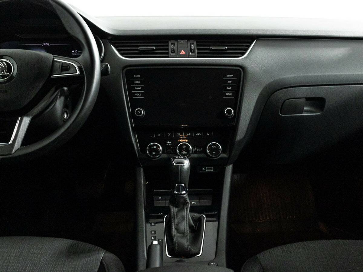 Skoda Octavia 2018 года с пробегом. Фото: #13