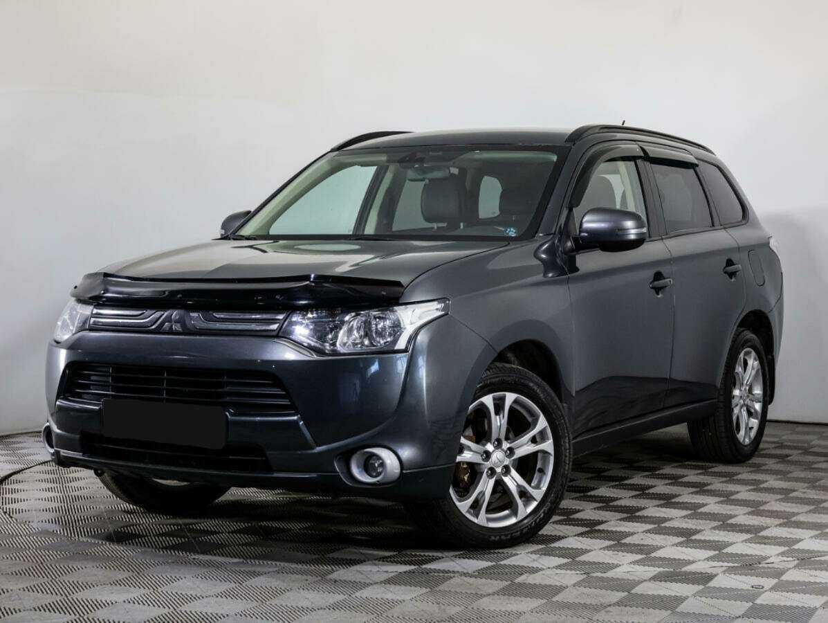 Mitsubishi Outlander 2013 года с пробегом. Фото: #0