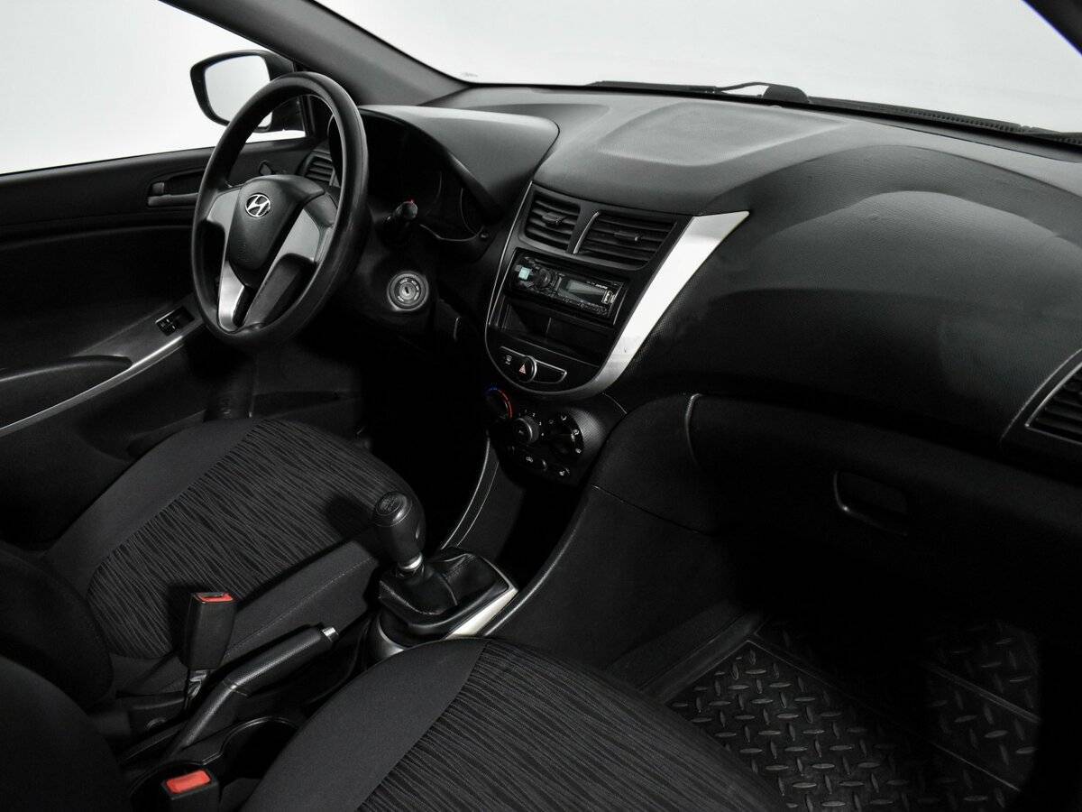 Hyundai Solaris 2014 года с пробегом. Фото: #12