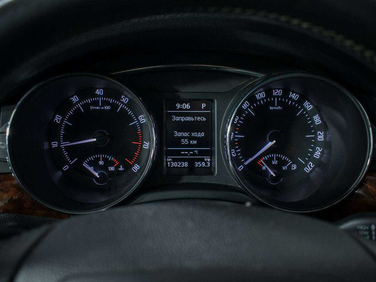 Skoda Superb 2013 года с пробегом. Фото: #10