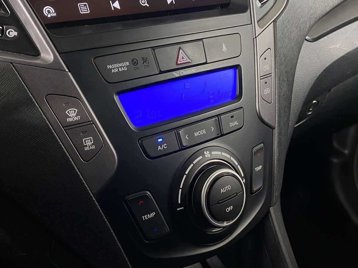 Hyundai Santa Fe 2015 года с пробегом. Фото: #11