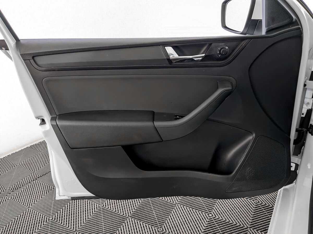 Skoda Rapid 2019 года с пробегом. Фото: #17