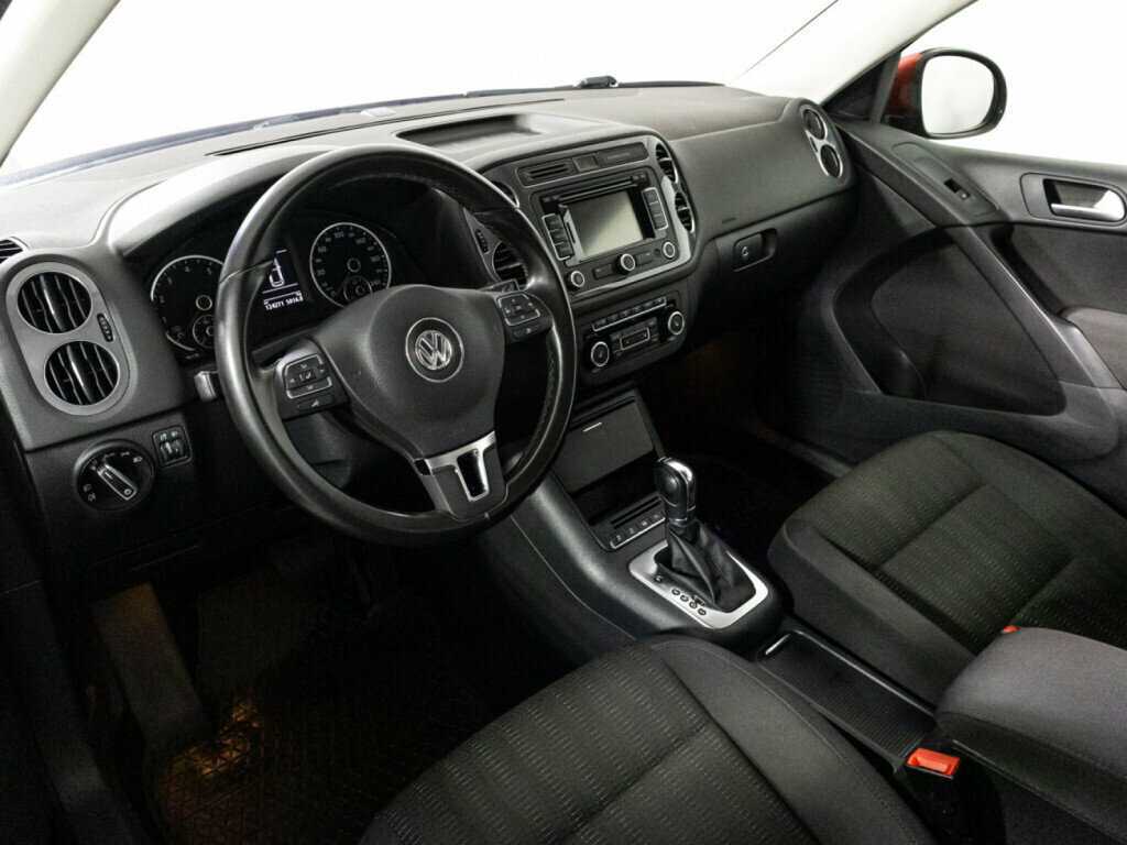 Volkswagen Tiguan 2012 года с пробегом. Фото: #10
