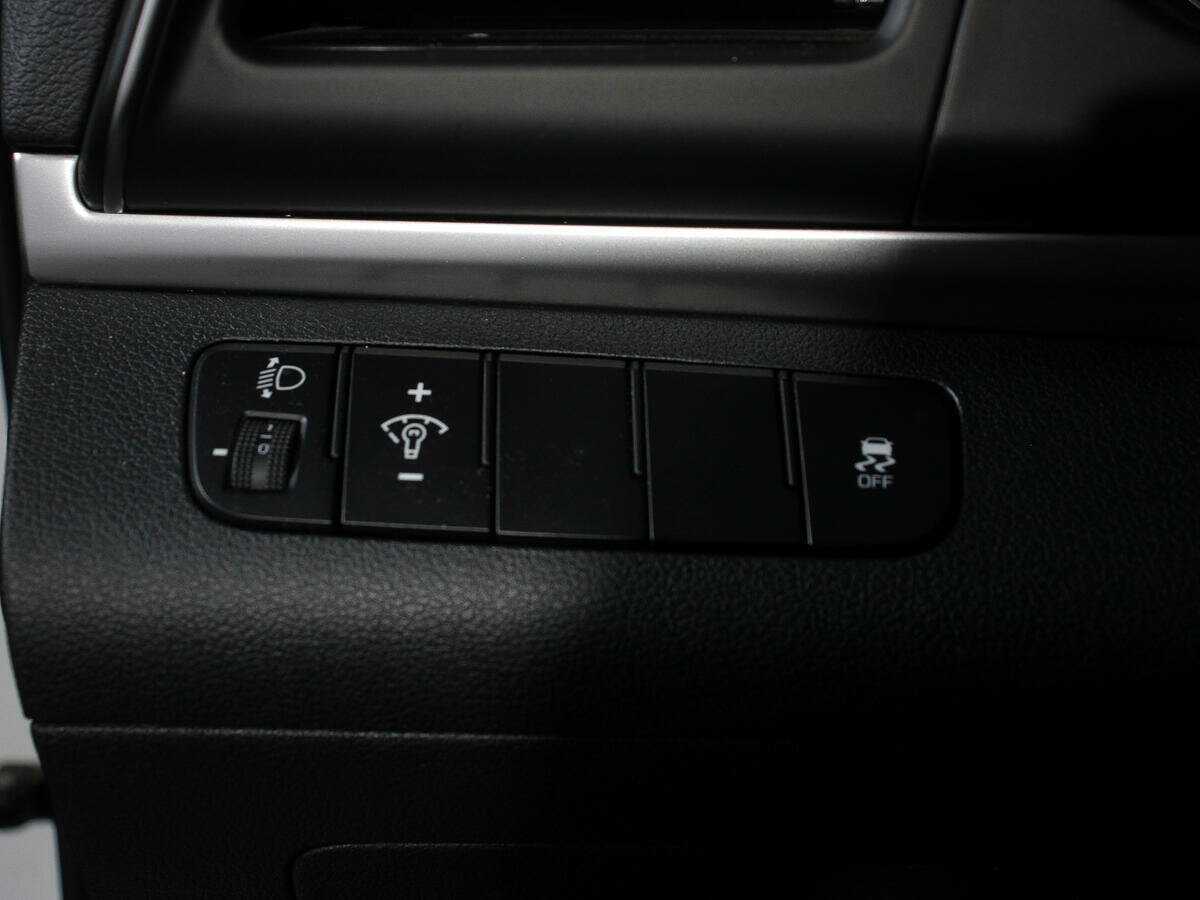 Hyundai Elantra 2020 года с пробегом. Фото: #12