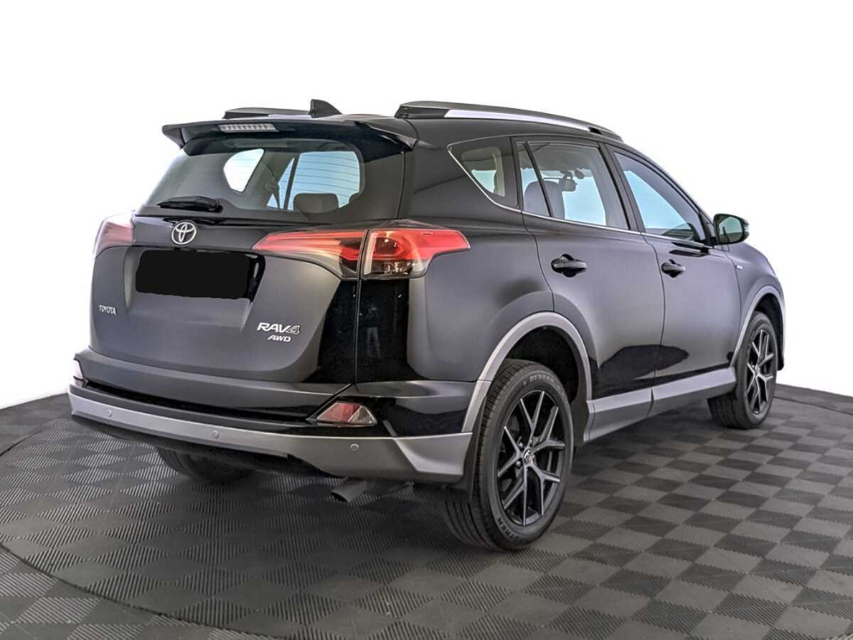 Toyota RAV4 2017 года с пробегом. Фото: #4