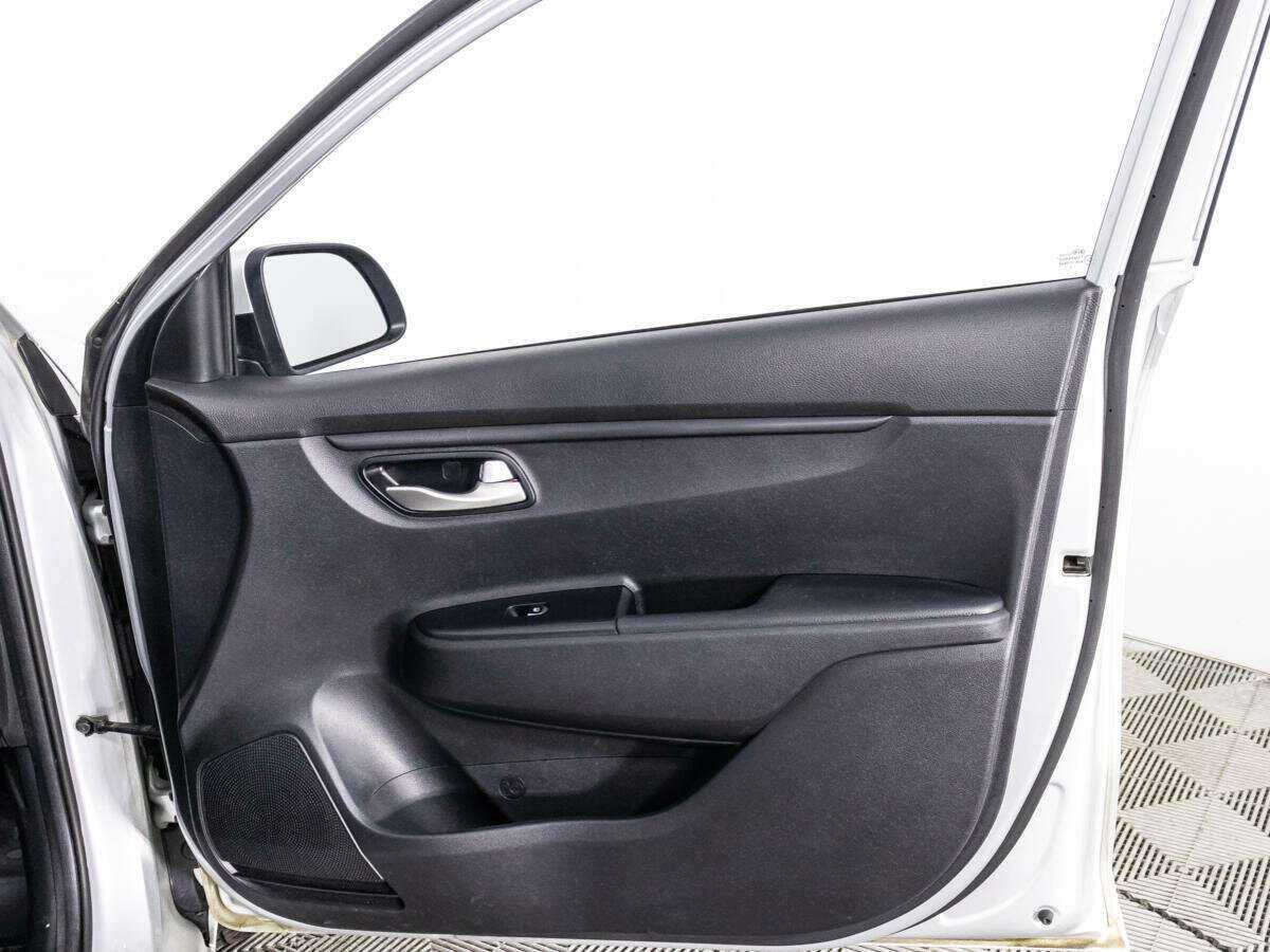 Kia Rio 2020 года с пробегом. Фото: #28