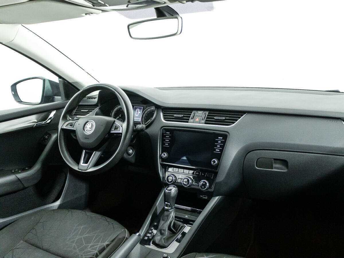 Skoda Octavia 2019 года с пробегом. Фото: #8