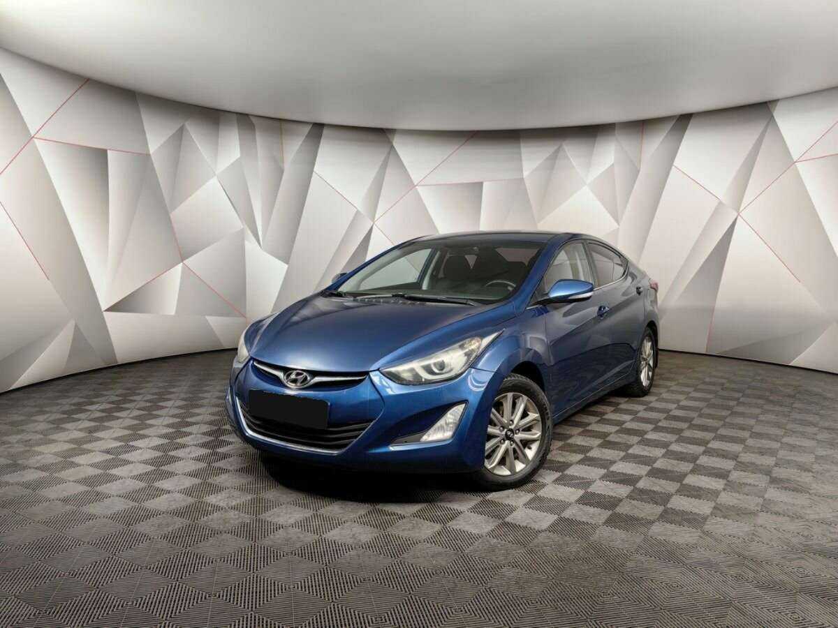 Hyundai Elantra 2015 года с пробегом. Посмотреть фото