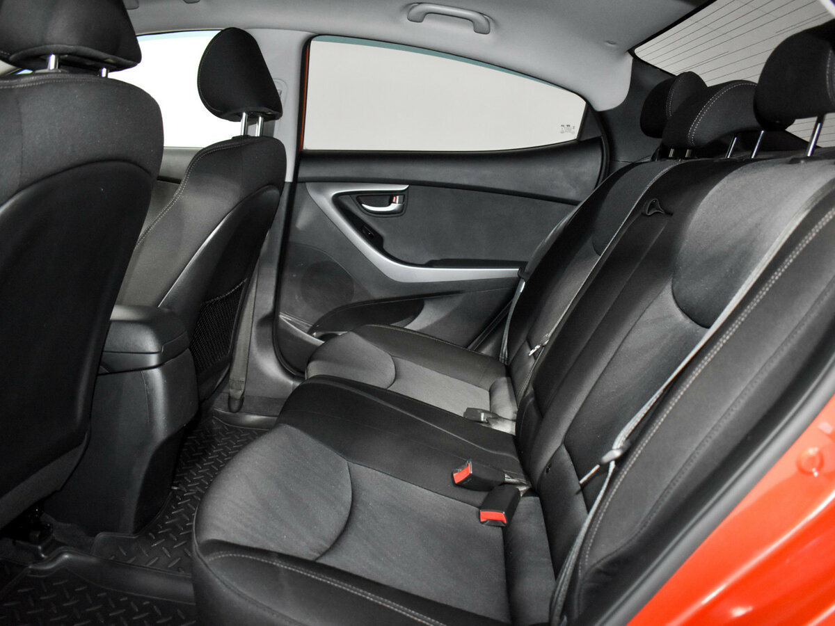 Hyundai Elantra 2015 года с пробегом. Фото: #10