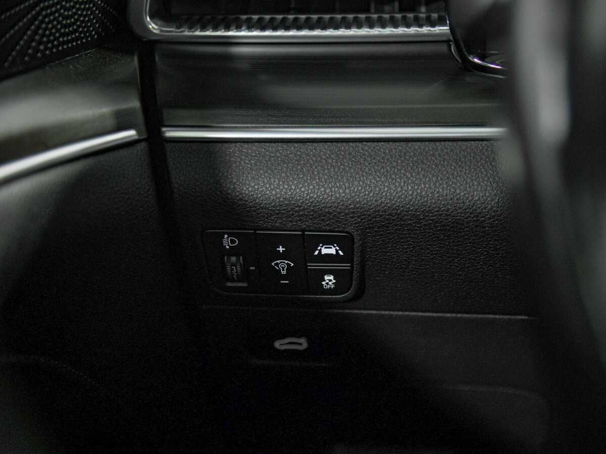 Kia K5 2020 года с пробегом. Фото: #18