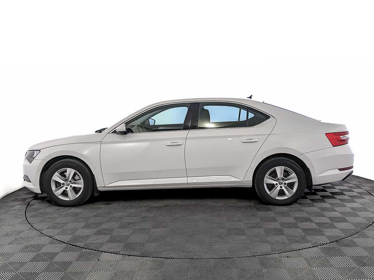 Skoda Superb 2017 года с пробегом. Фото: #7