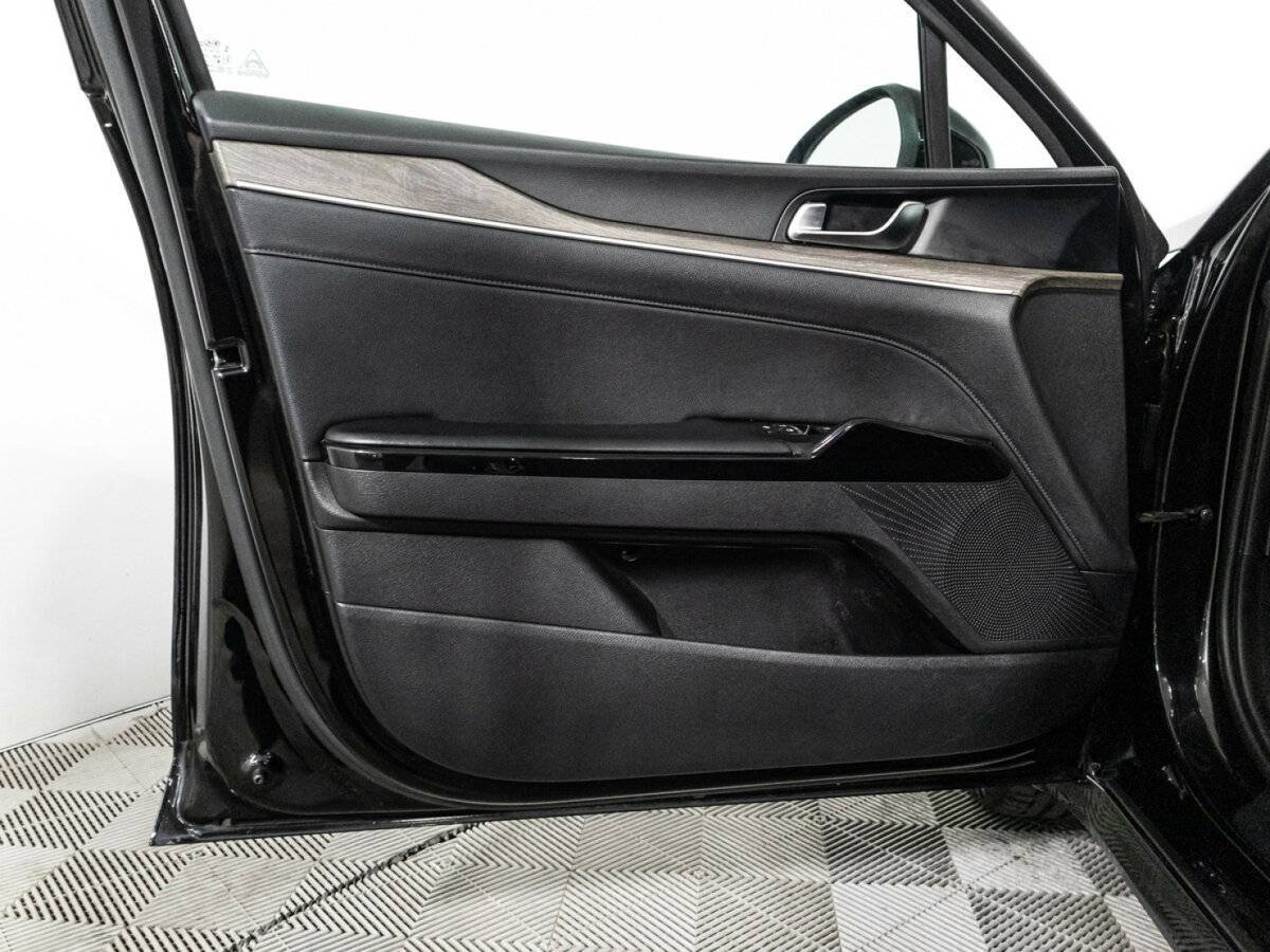 Kia K5 2020 года с пробегом. Фото: #26