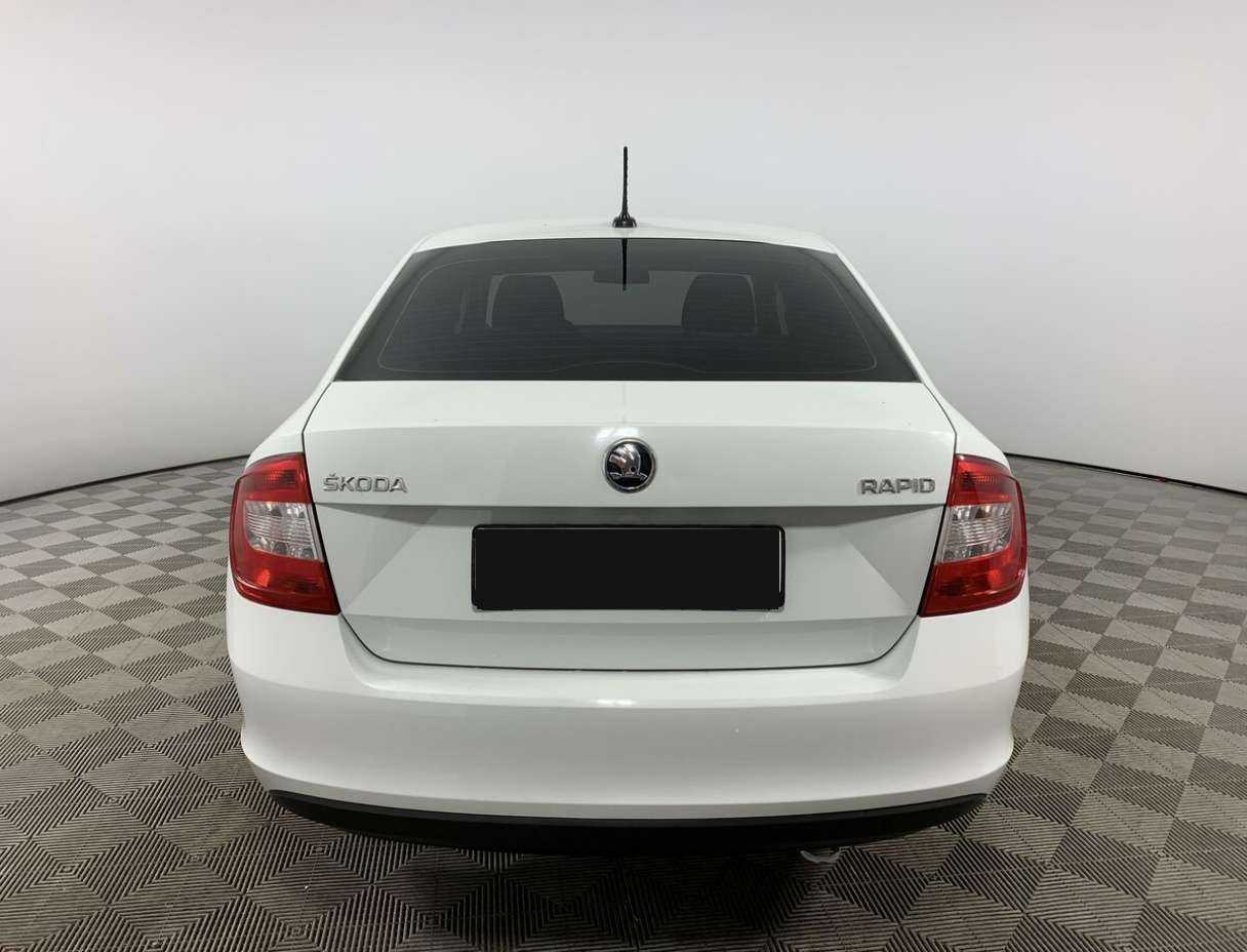 Skoda Rapid 2017 года с пробегом. Фото: #5