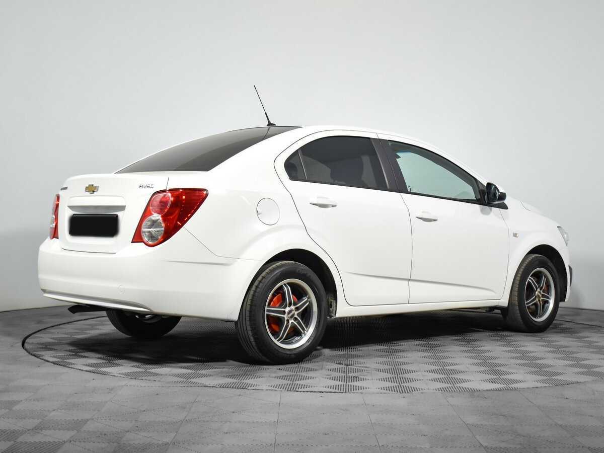 Chevrolet Aveo 2014 года с пробегом. Фото: #4