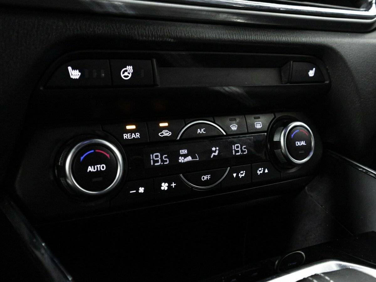 Mazda CX-9 2018 года с пробегом. Фото: #12