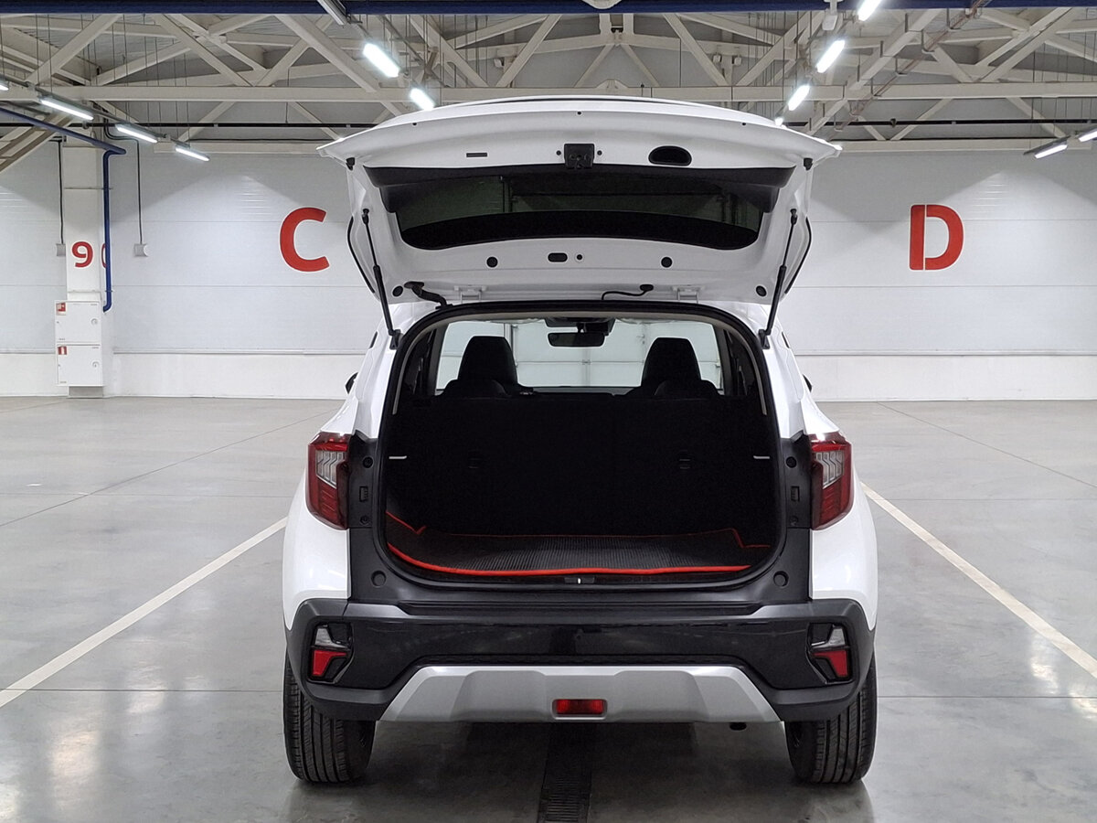 Kia Seltos 2024 года с пробегом. Фото: #9