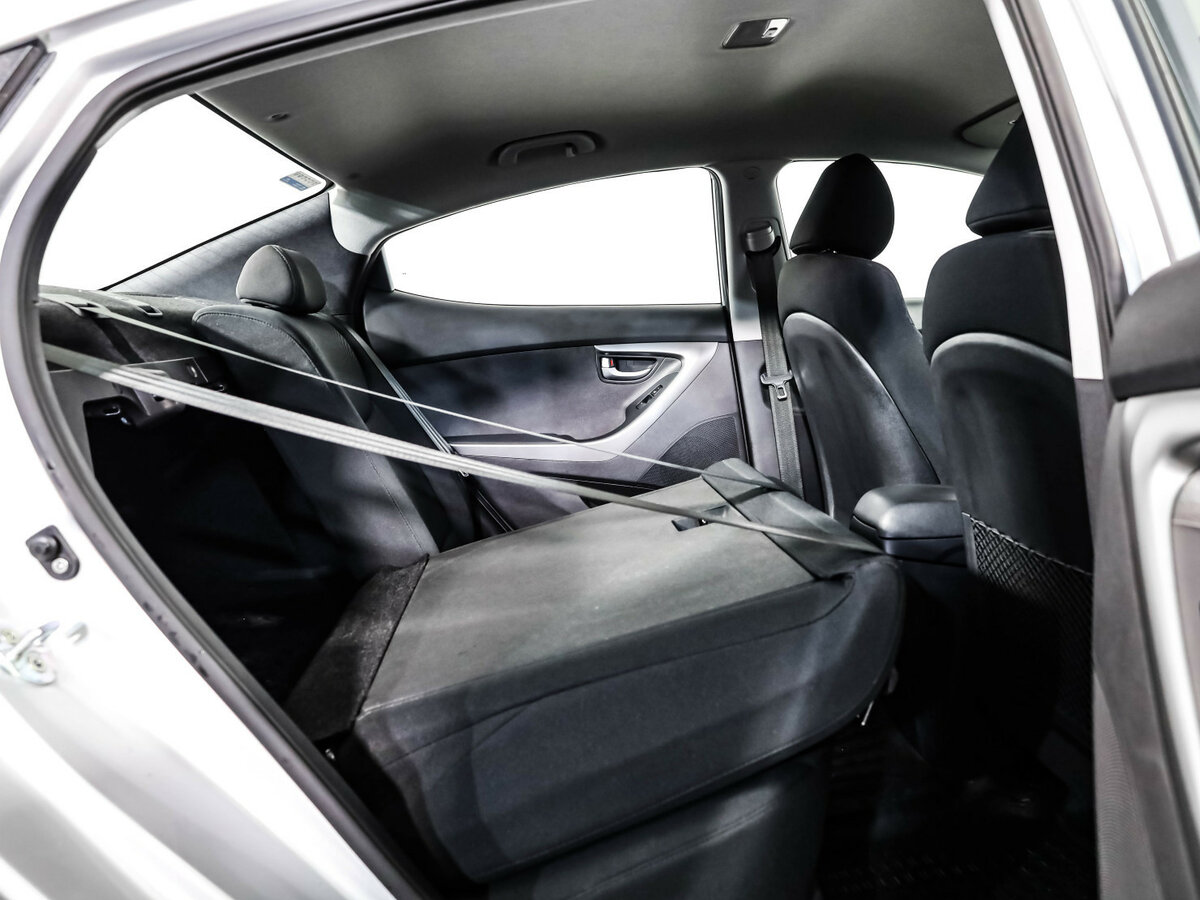 Hyundai Elantra 2015 года с пробегом. Фото: #16