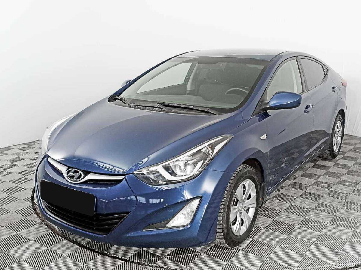 Hyundai Elantra 2015 года с пробегом. Посмотреть фото