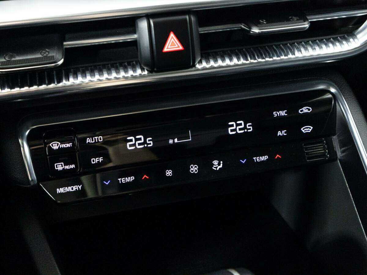 Kia K5 2021 года с пробегом. Фото: #18