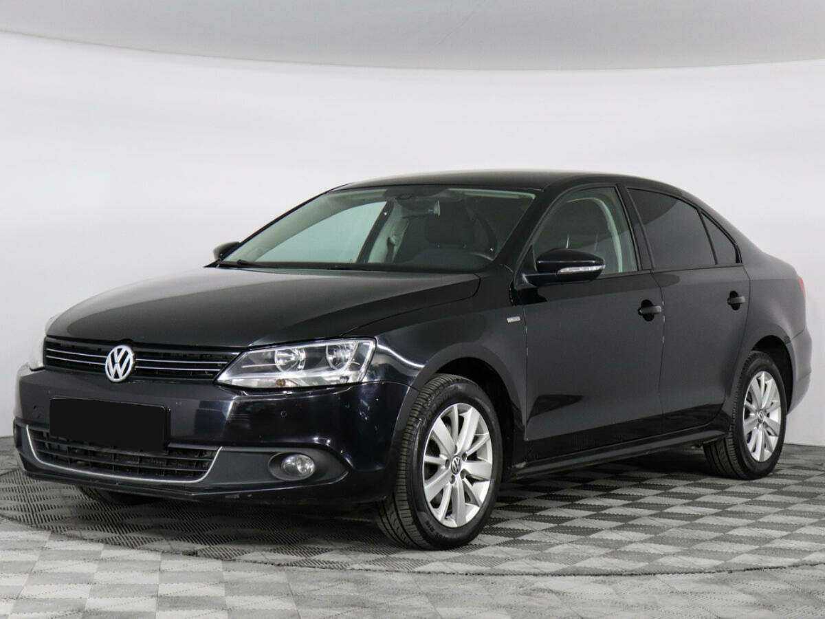 Volkswagen Jetta 2013 года с пробегом. Посмотреть фото