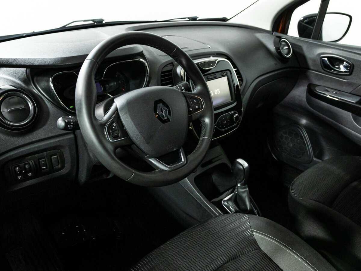 Renault Kaptur 2018 года с пробегом. Фото: #10