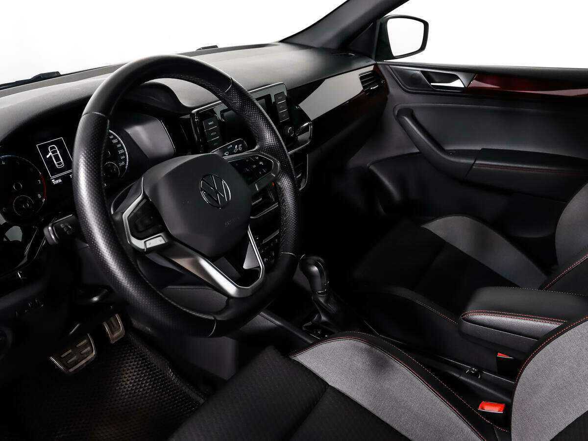 Volkswagen Polo 2021 года с пробегом. Фото: #8