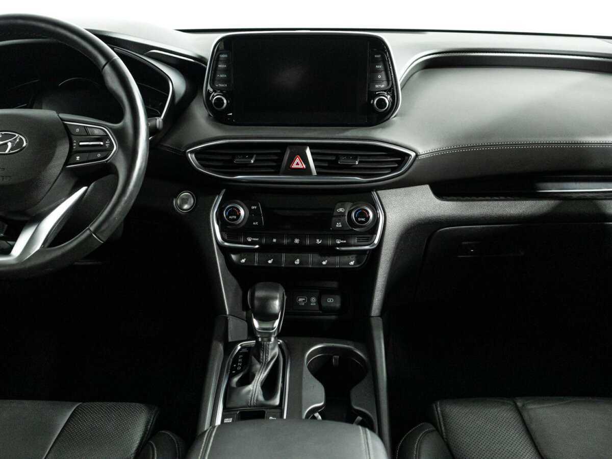 Hyundai Santa Fe 2019 года с пробегом. Фото: #12
