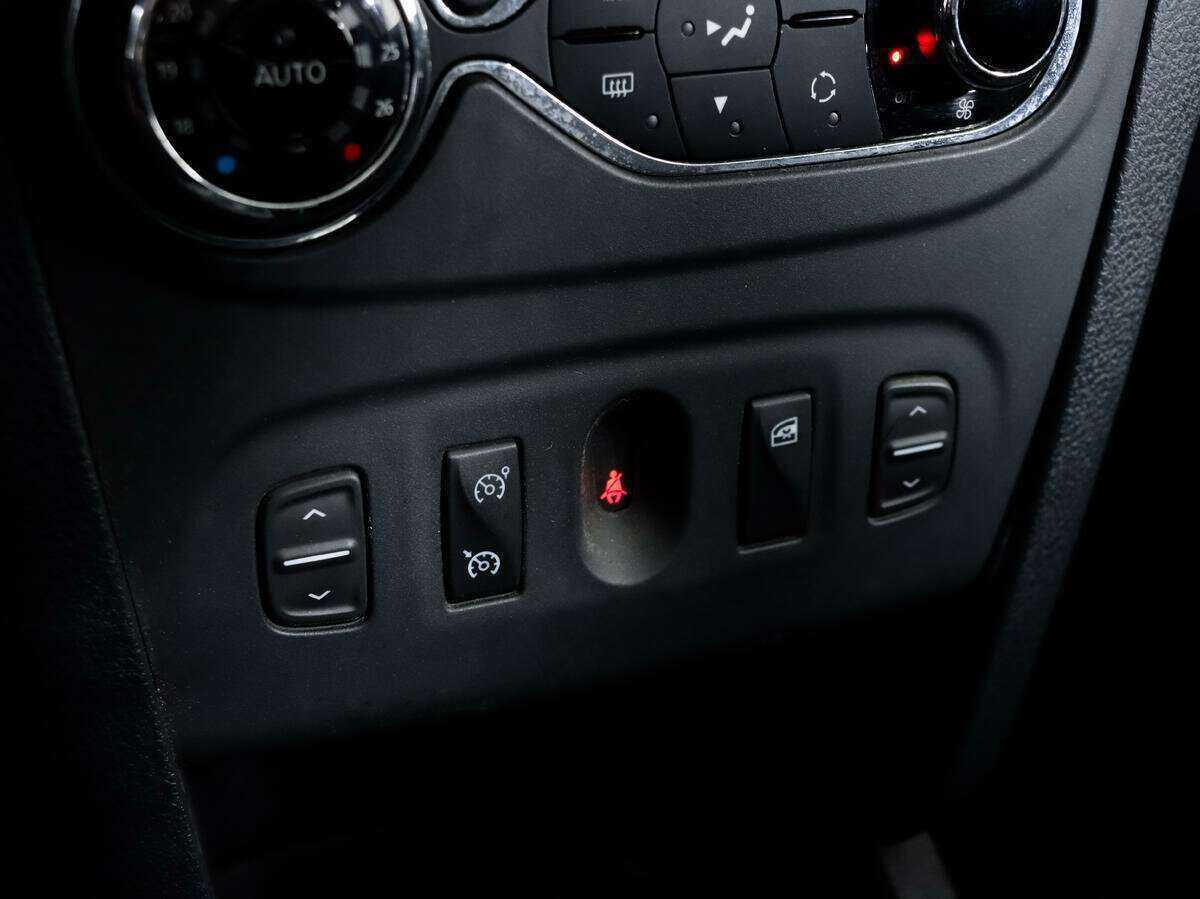 Renault Sandero 2018 года с пробегом. Фото: #12