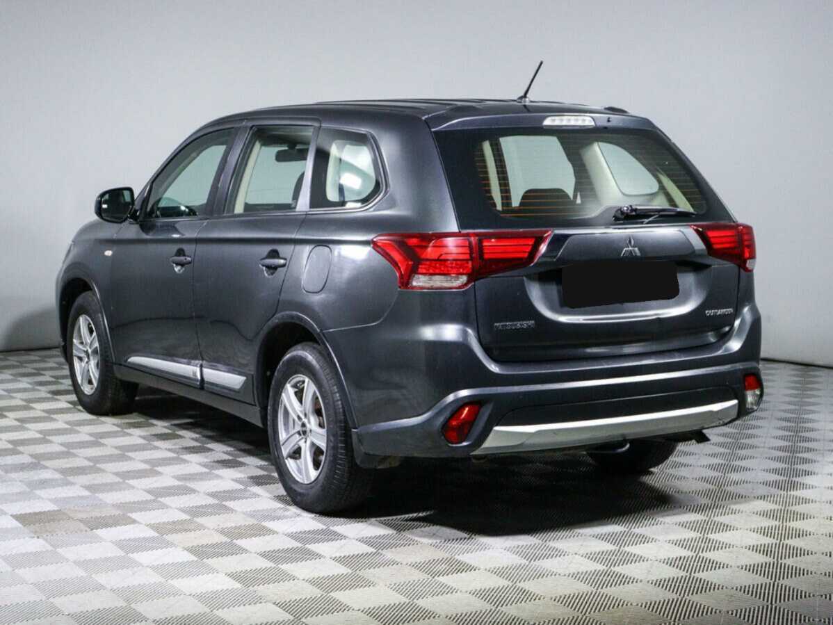 Mitsubishi Outlander 2015 года с пробегом. Фото: #5