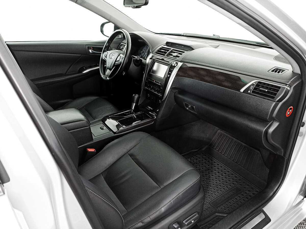 Toyota Camry 2015 года с пробегом. Фото: #6
