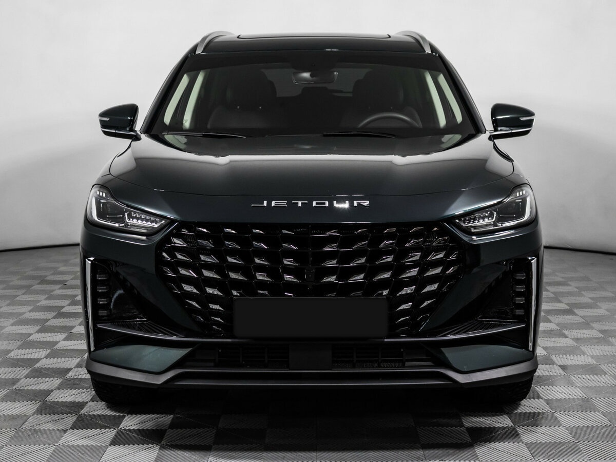 Jetour X70 PLUS 2025 года с пробегом. Фото: #1