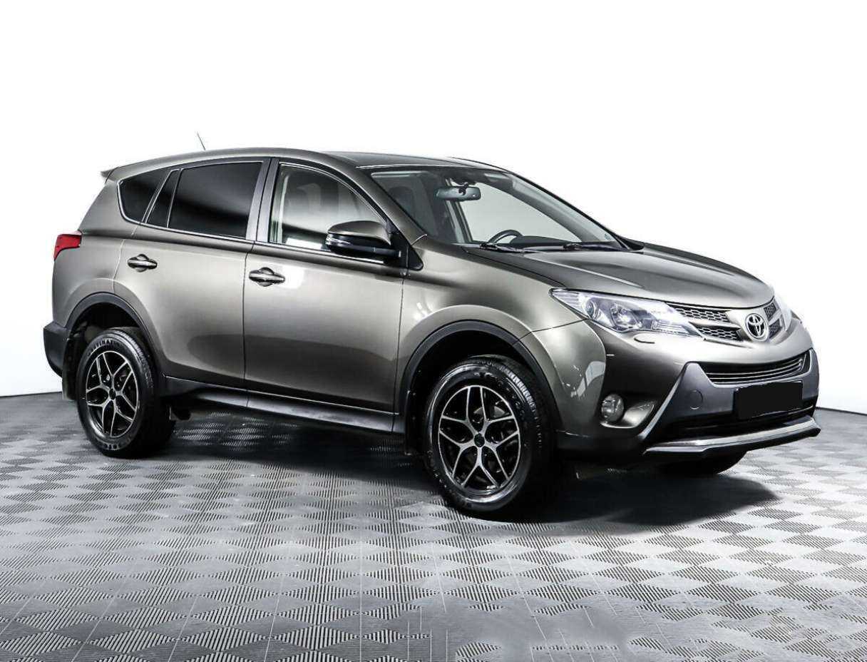 Toyota RAV4 2013 года с пробегом. Фото: #1