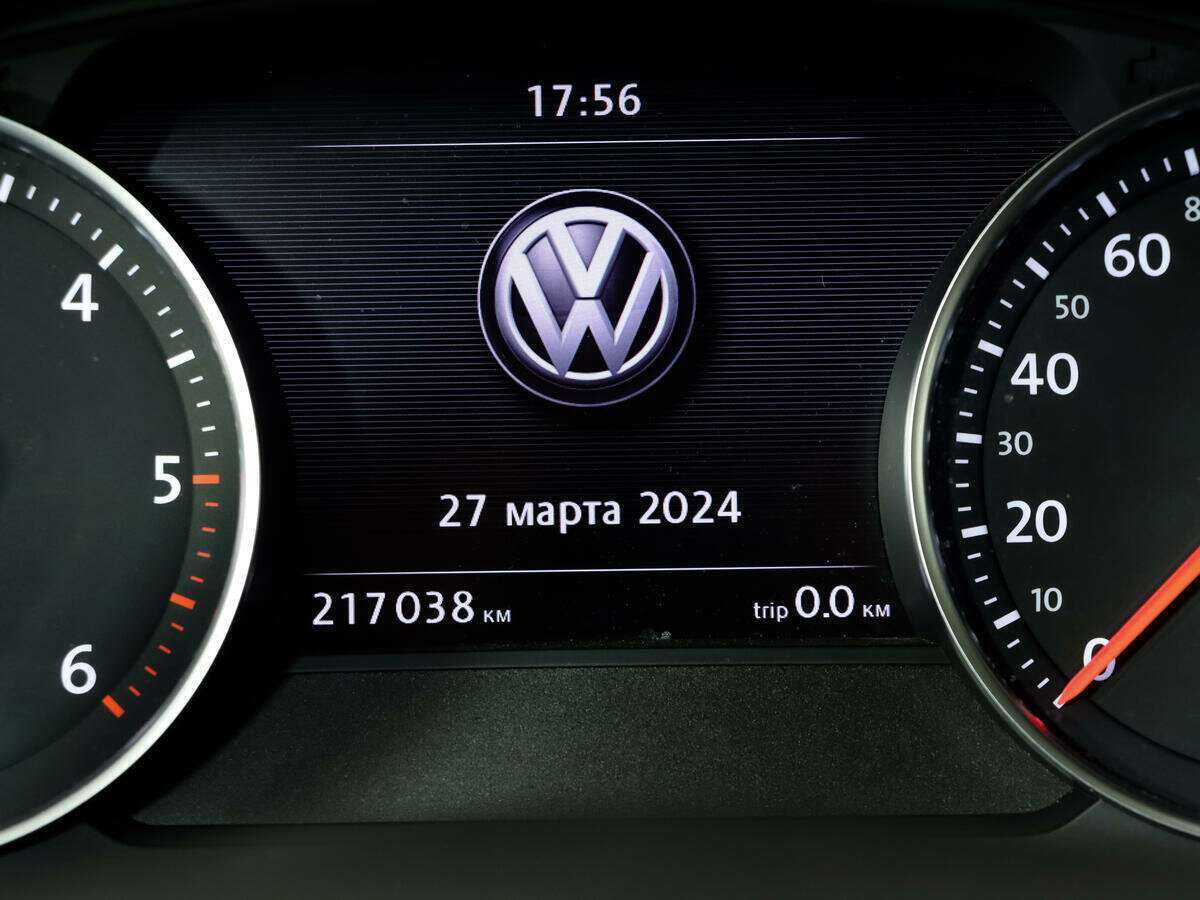 Volkswagen Touareg 2016 года с пробегом. Фото: #16