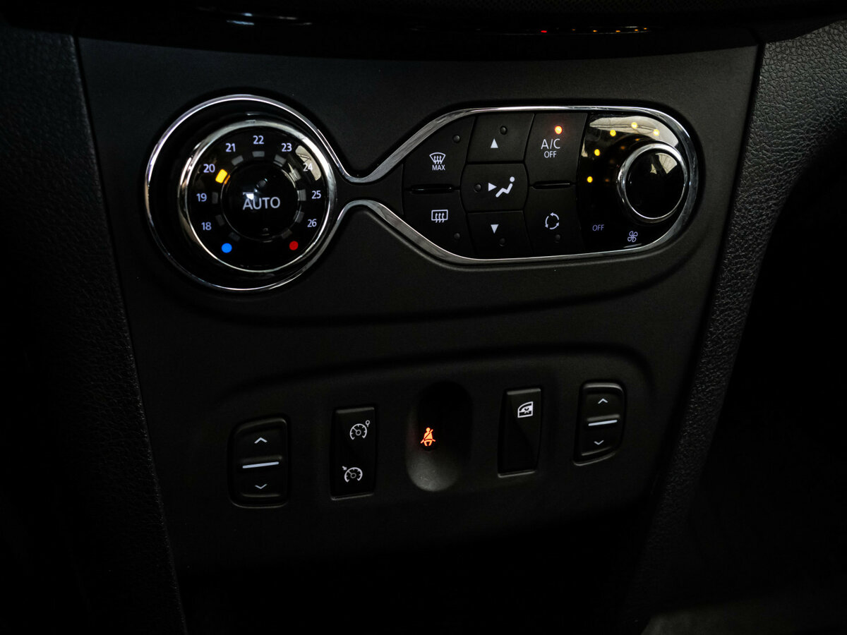 Renault Sandero 2018 года с пробегом. Фото: #10