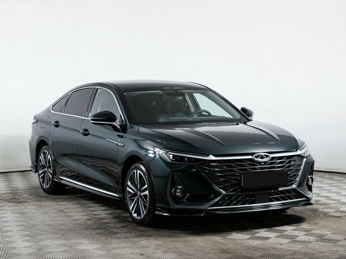 Chery Arrizo 8 2024 года с пробегом. Фото: #2