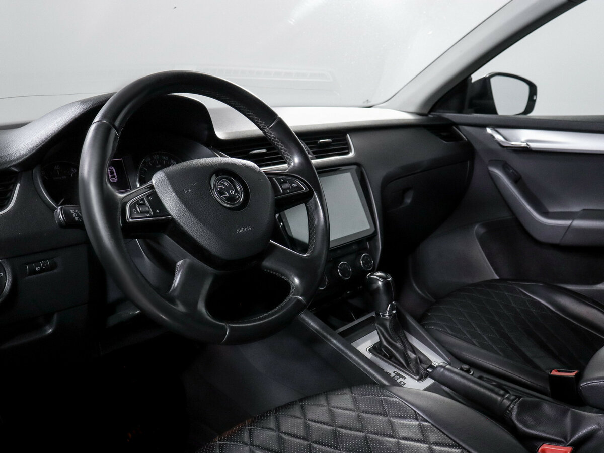 Skoda Octavia 2013 года с пробегом. Фото: #10