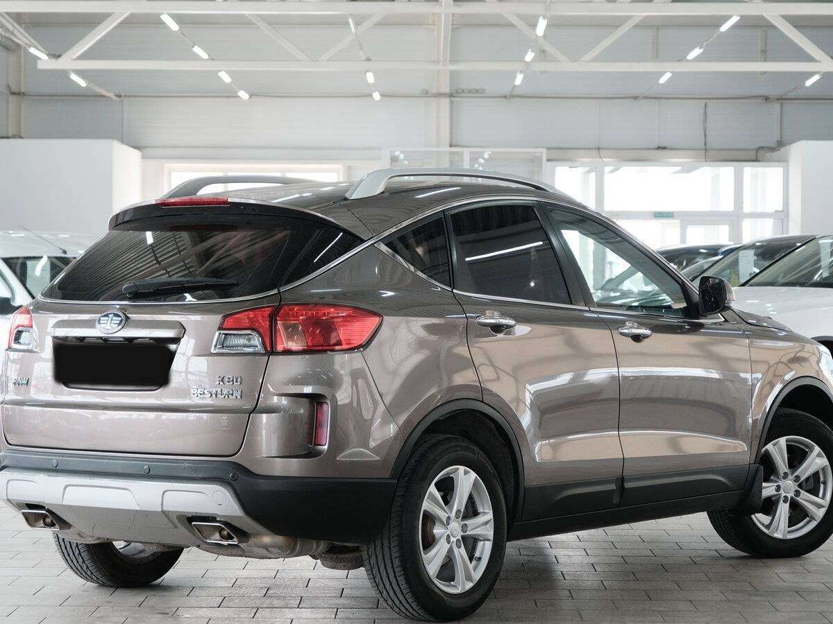 FAW Besturn X80 2017 года с пробегом. Фото: #3