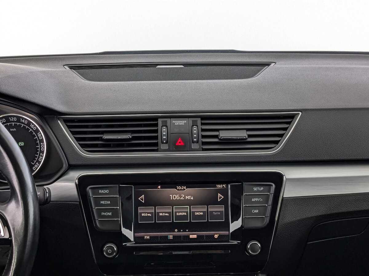 Skoda Superb 2018 года с пробегом. Фото: #16