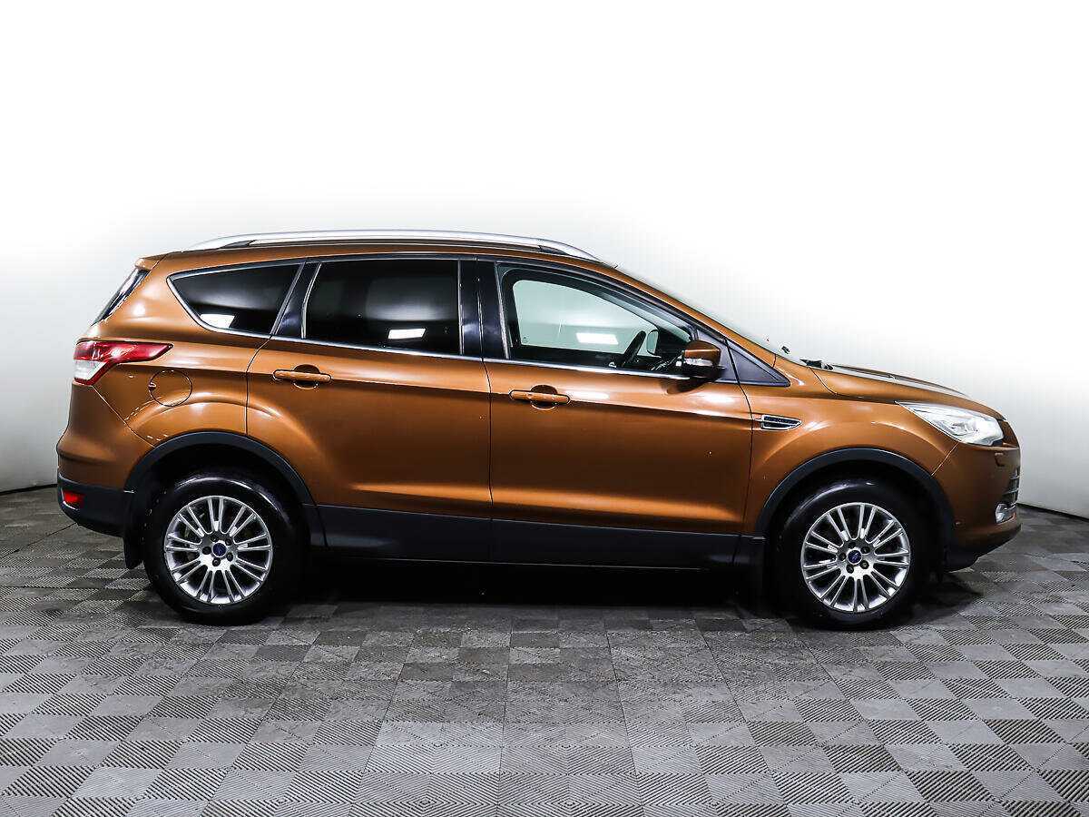 Ford Kuga 2014 года с пробегом. Фото: #2